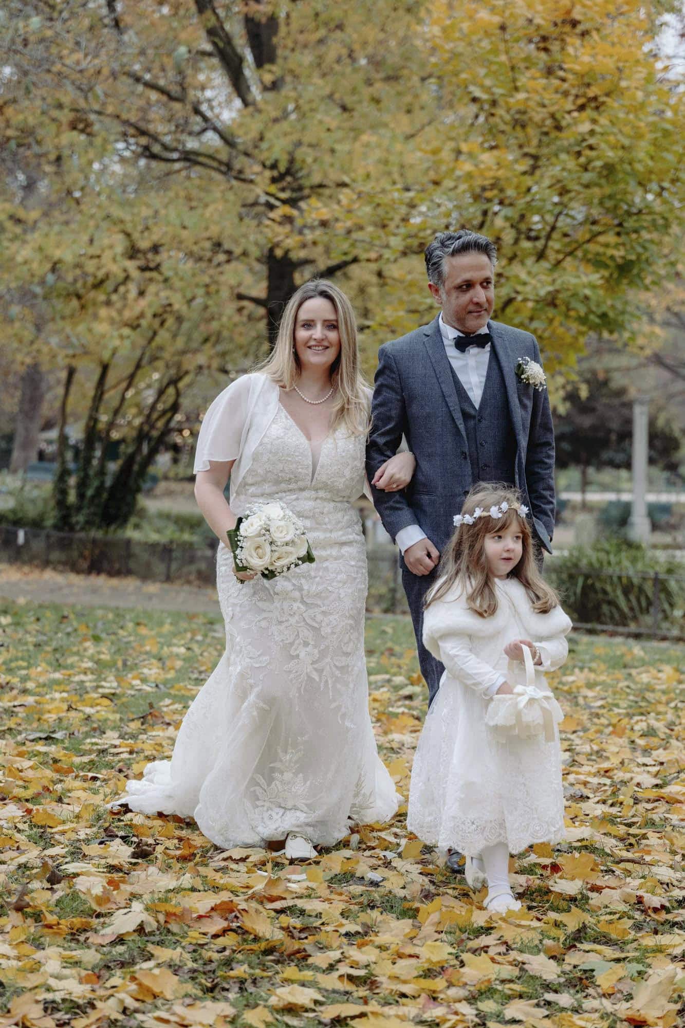 Bride groom flower girl autumn walk Rome - weddings photography in Rome by Finzi