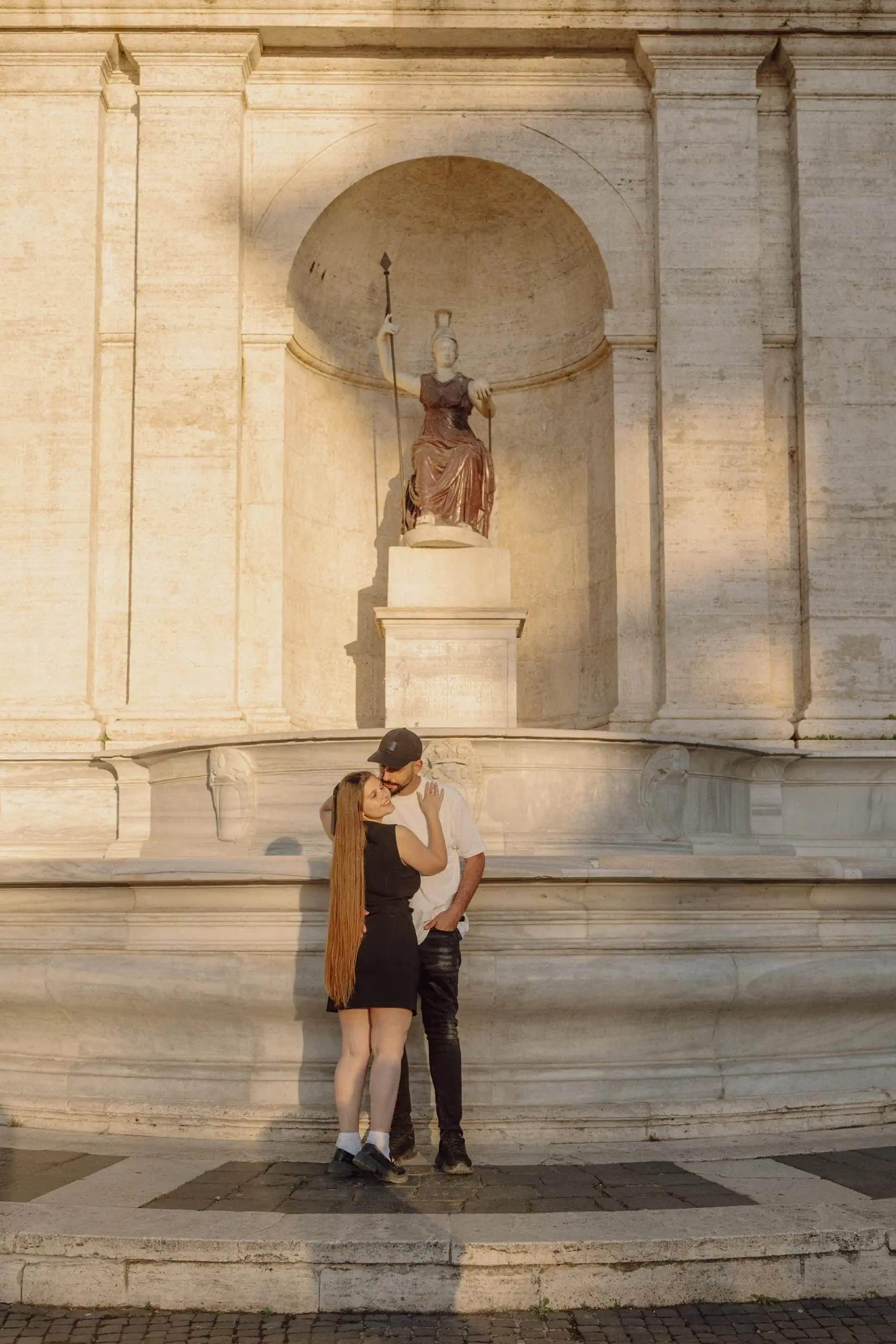 Couple goddess roma fountain campidoglio - Rome by Finzi