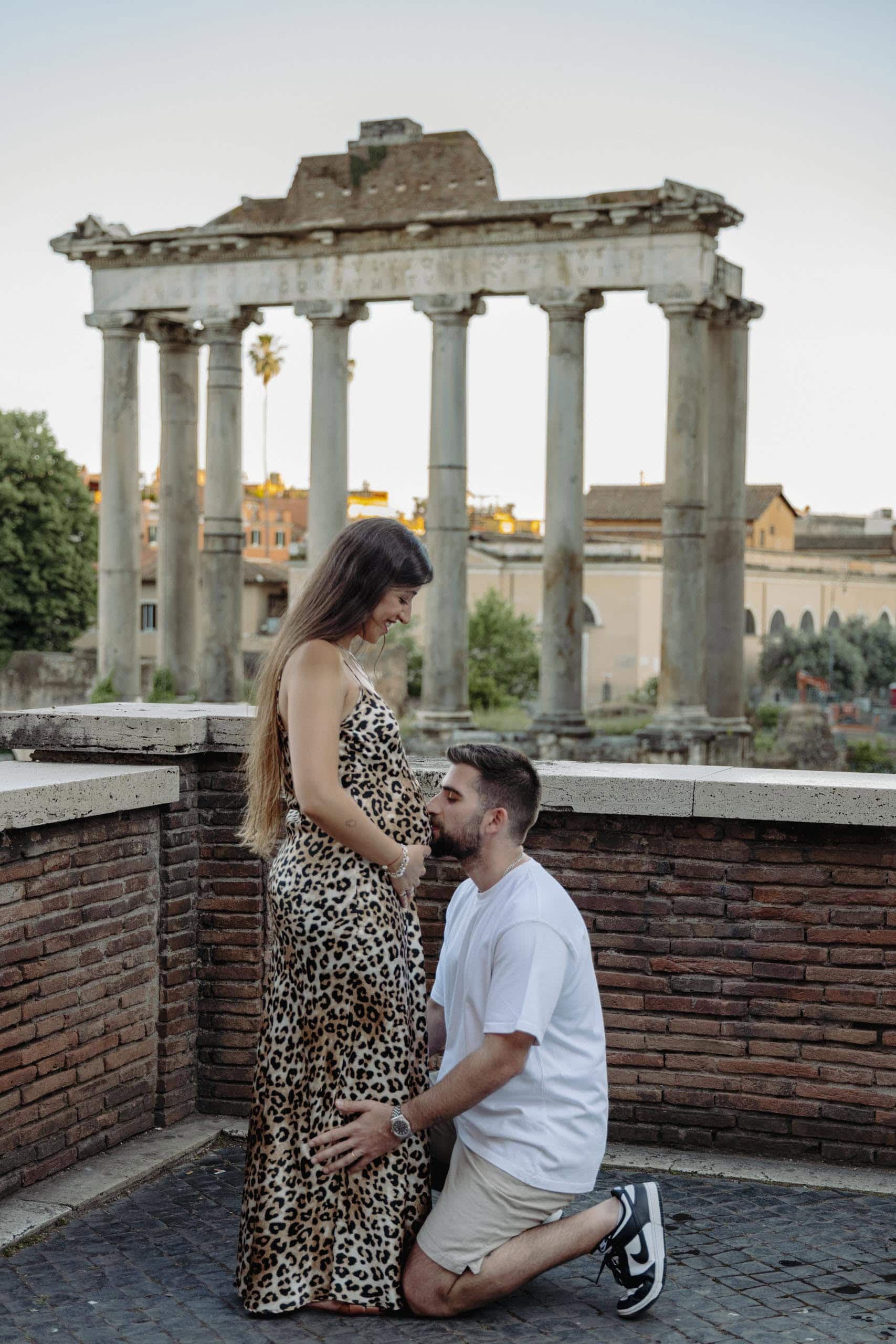 Family session - Alex & Mia at Temple of Saturn, Rome