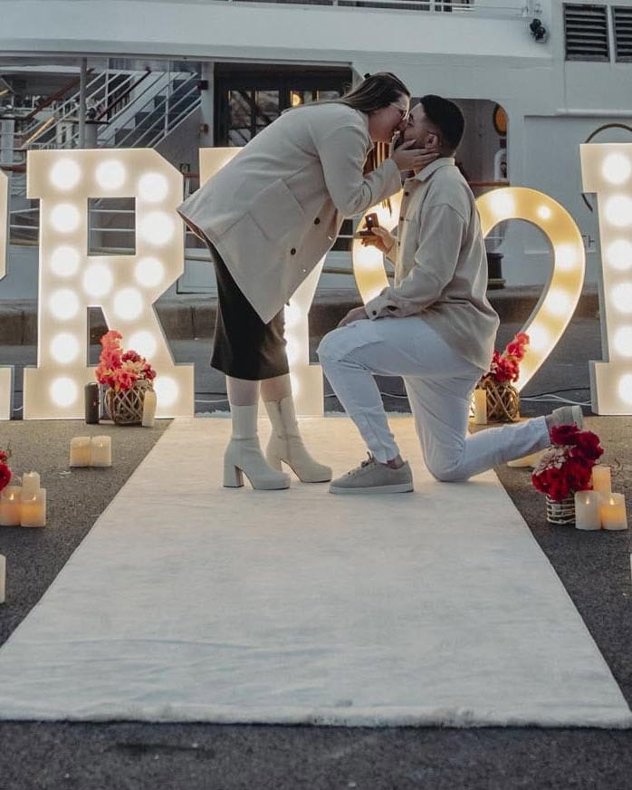 Waterfront marriage proposal Rome - proposals photography in Rome by Finzi