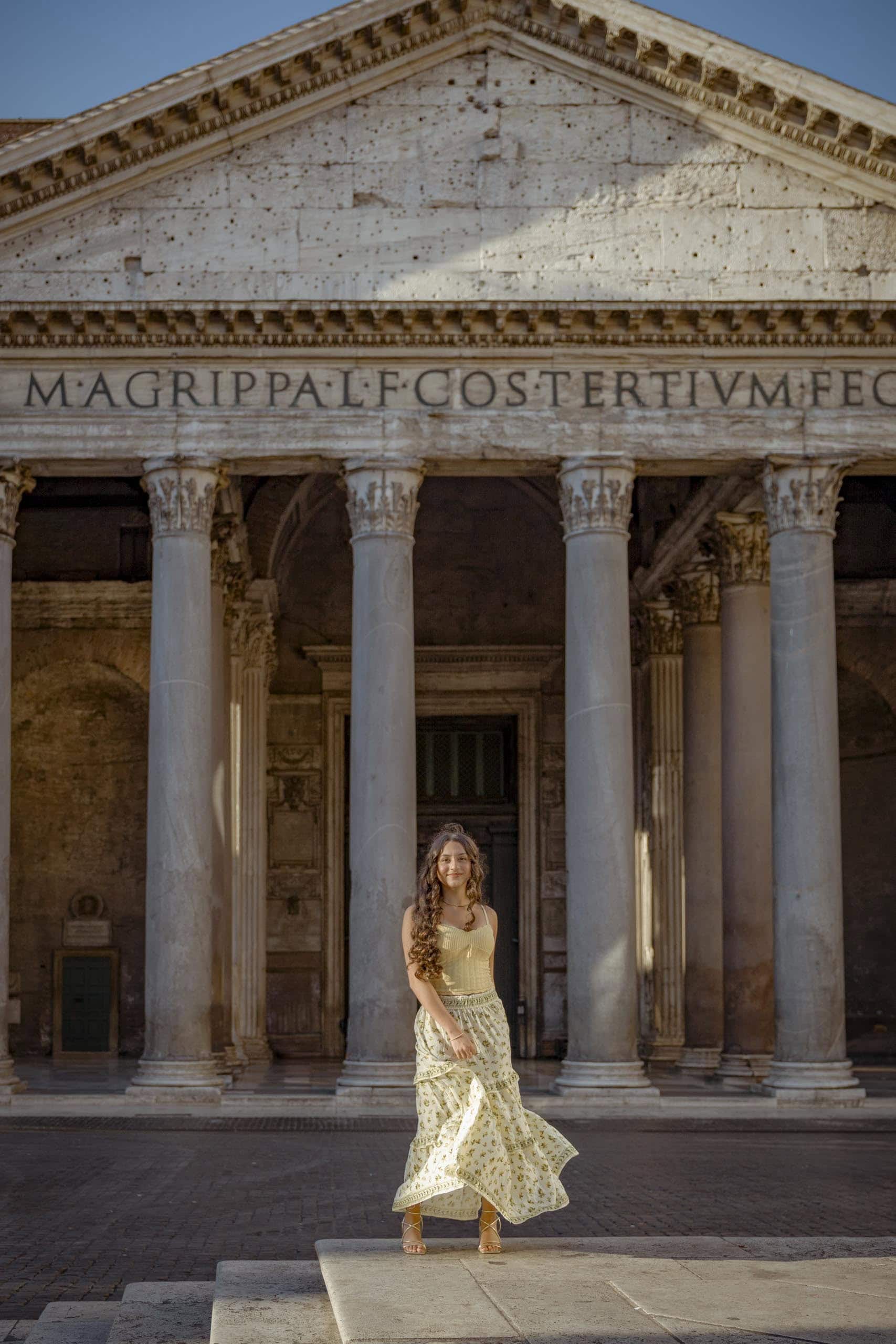 Solo session - Isabelle at Pantheon, Rome